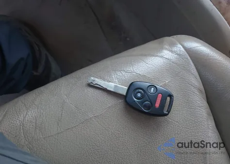 2005 Honda Accord 2.4 Ex z USA, uszkodzony, nr VIN 1HGCM56845A162101